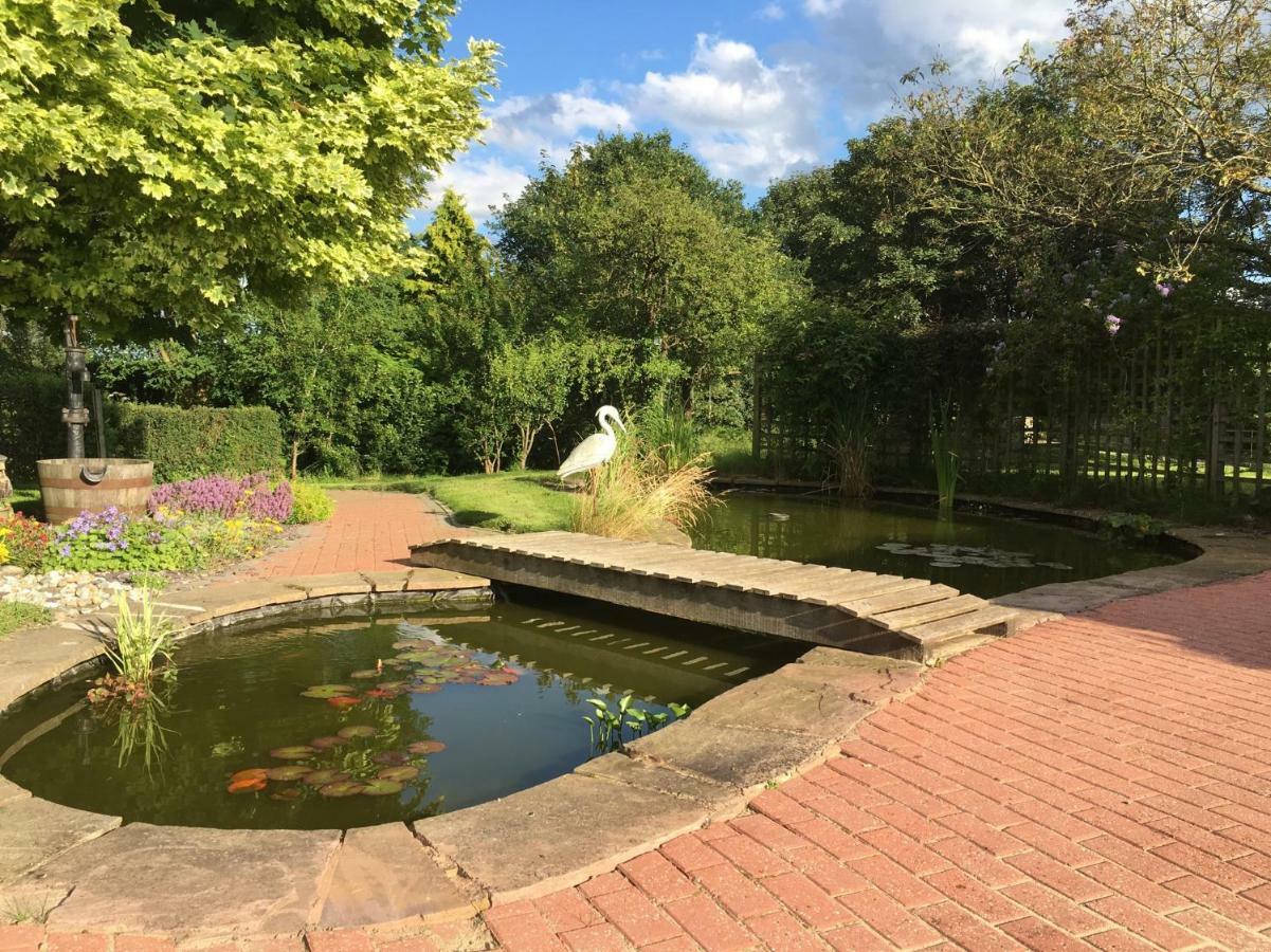 Maesbury Riverside Oswestry Kültér fotó